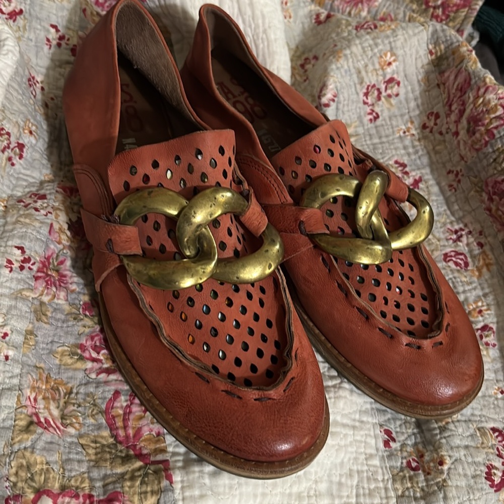 A.S. 98 Zander Womens Red Leather Slip On Loafer Flats Shoes 41 NWOT - Picture 2 of 8